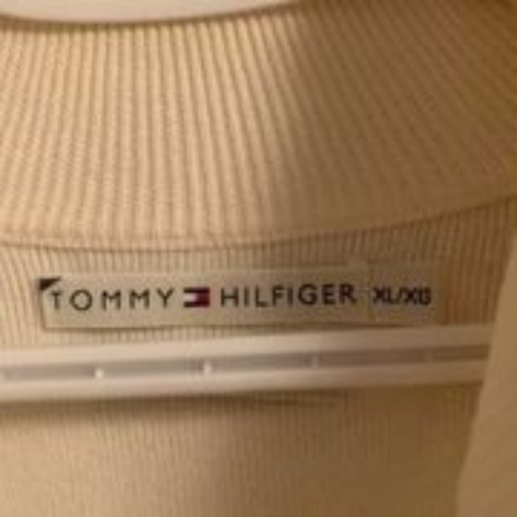 Sweater - Picture 5 of 5